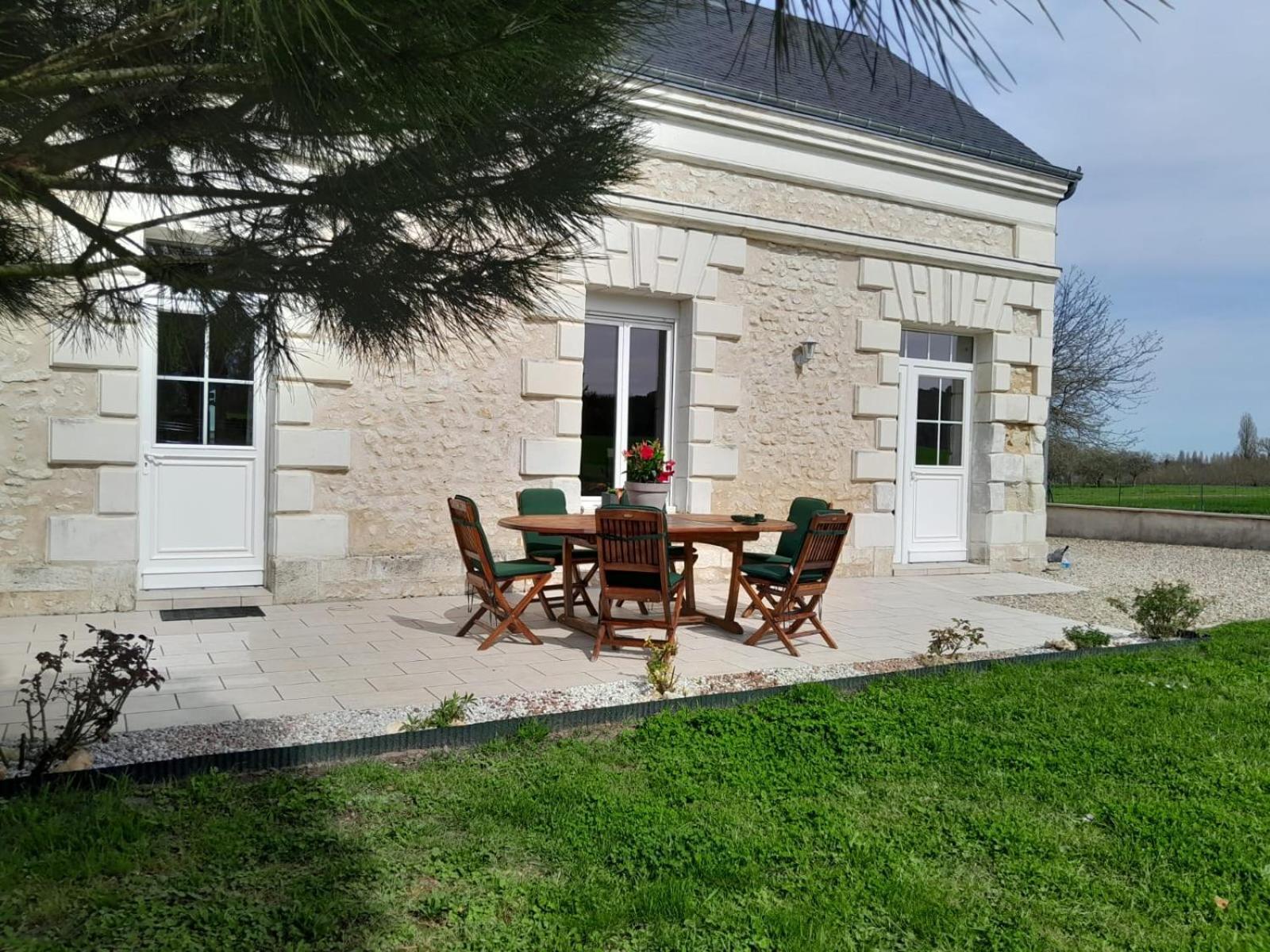 Gite Les Eglantines Civray-de-Touraine 外观 照片